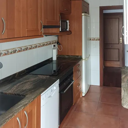 Parque De La Naturaleza De Cabarceno Apartment La Cueva (Cantabria)